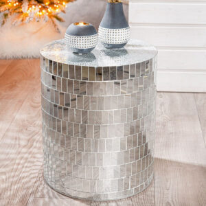 Arlee Mirrored Round Side Table In Silver